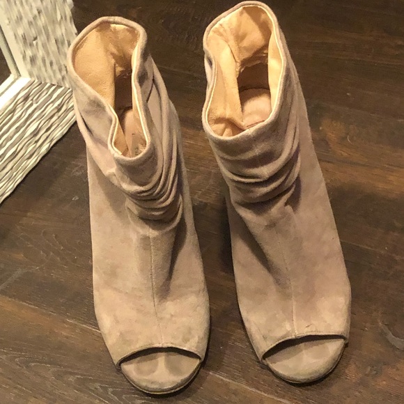 Kristen Cavallari Laurel Suede Peep Toe Bootie,Sand,7.5 - Picture 8 of 8
